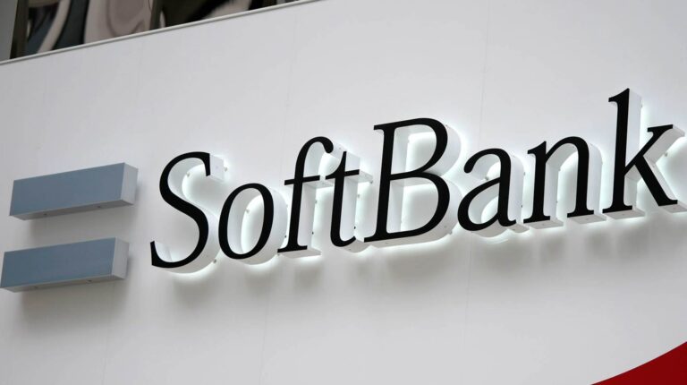 SoftBank's $100B U.S. Investment in AI & Infrastructure SoftBank's $100B Bet on U.S. AI & Infrastructure